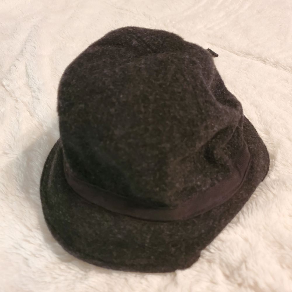 Mark. bucket hat - Picture 4 of 4